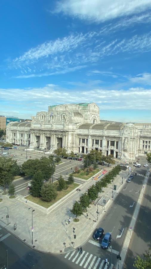 Ih Hotels Milano Centrale Guest House Exteriör bild
