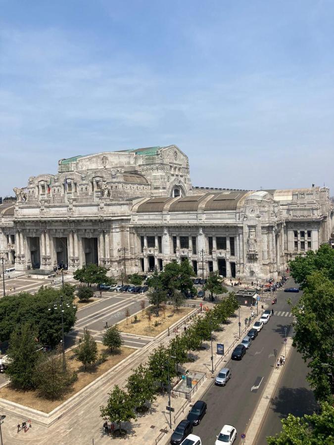 Ih Hotels Milano Centrale Guest House Exteriör bild
